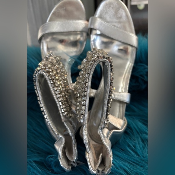 Gianni Bini rhinestone embellished heels, Sexy, Leather, 4” heels, size: 10 Chic - Picture 6 of 6